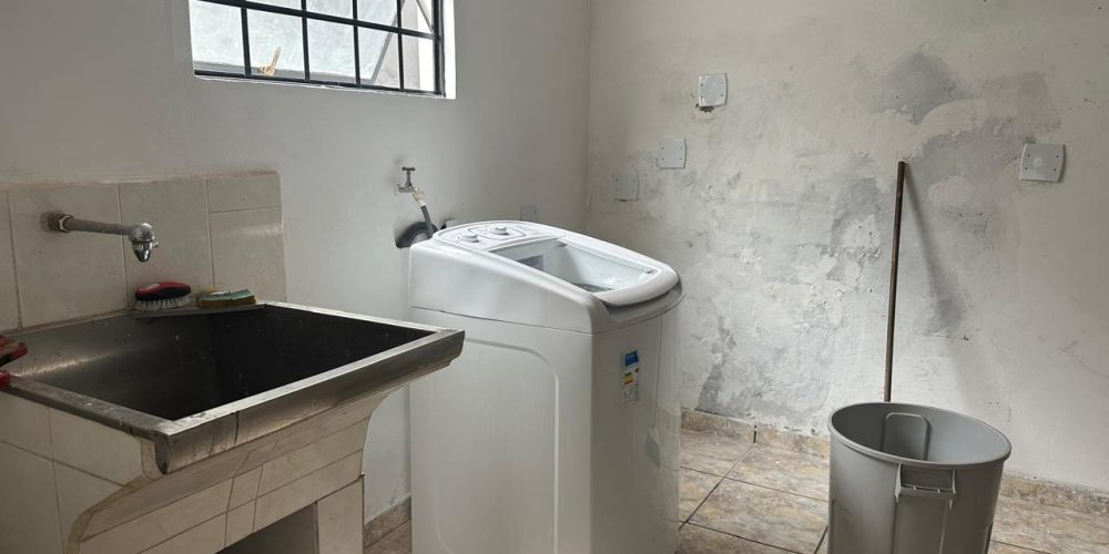 84082671-0c9a-48a0-82c2-58b4f2e58c27