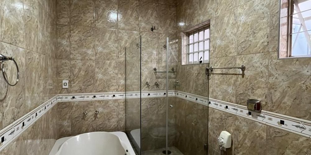 efabd569-d450-49e9-a015-d7e82d7ff013