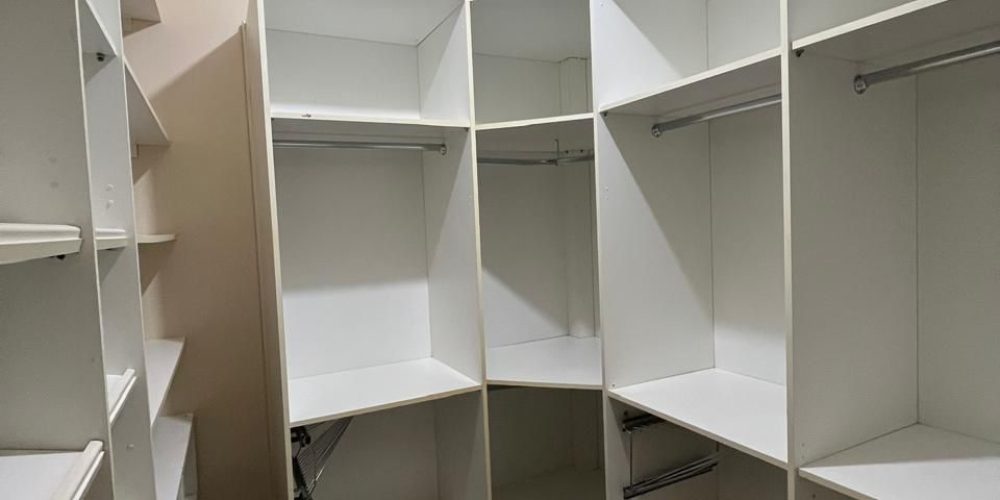 f9ffcb70-0420-473b-81a8-2a40f9cbd4f6